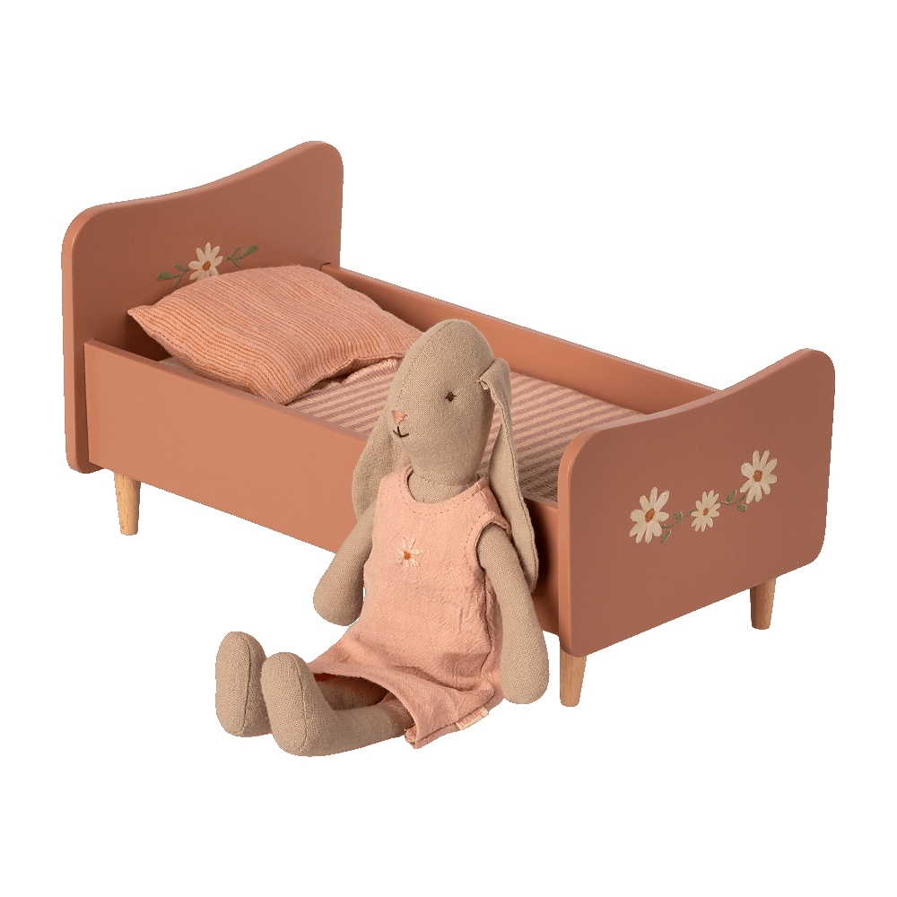 Wooden Bed Mini Rose