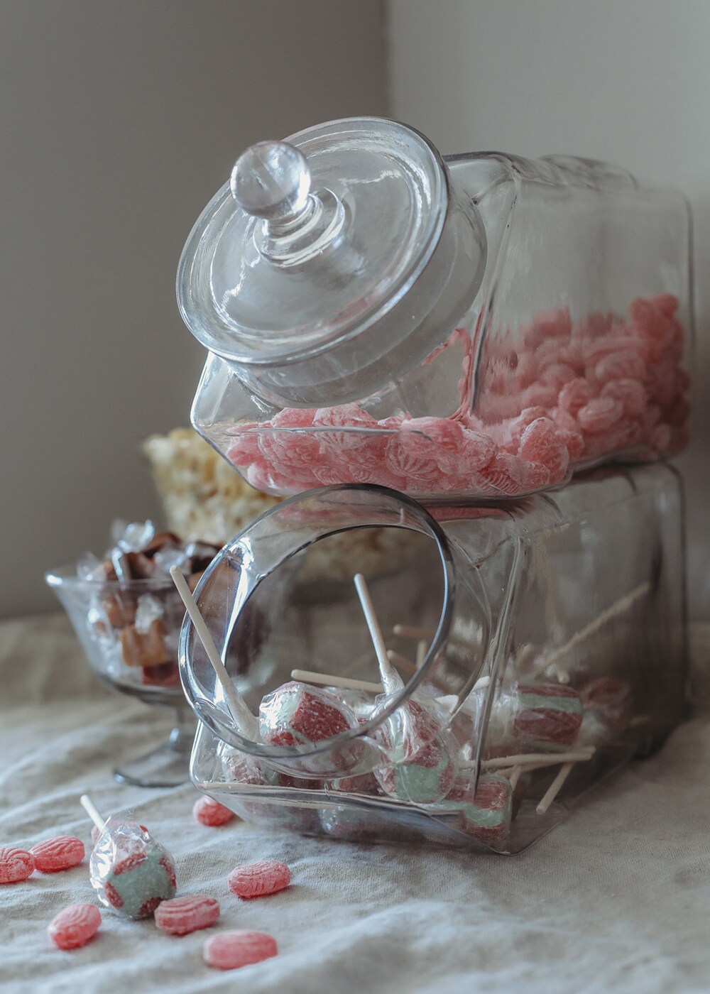 Glass Jar w. Lid