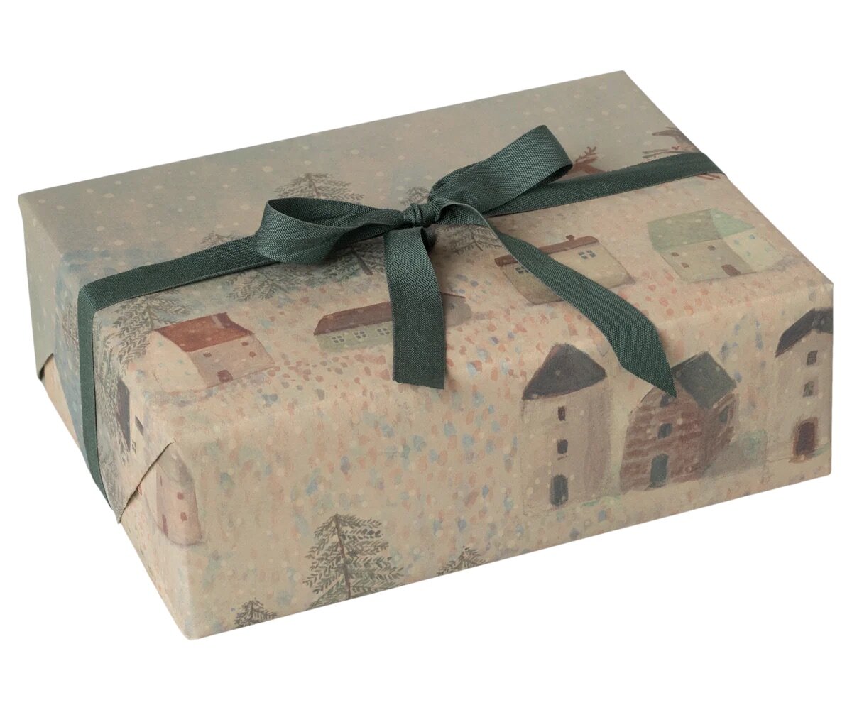 Gift Wrap Santa is coming