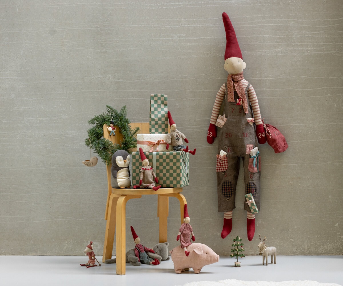 Pixy Boy Size 2 Red Dress