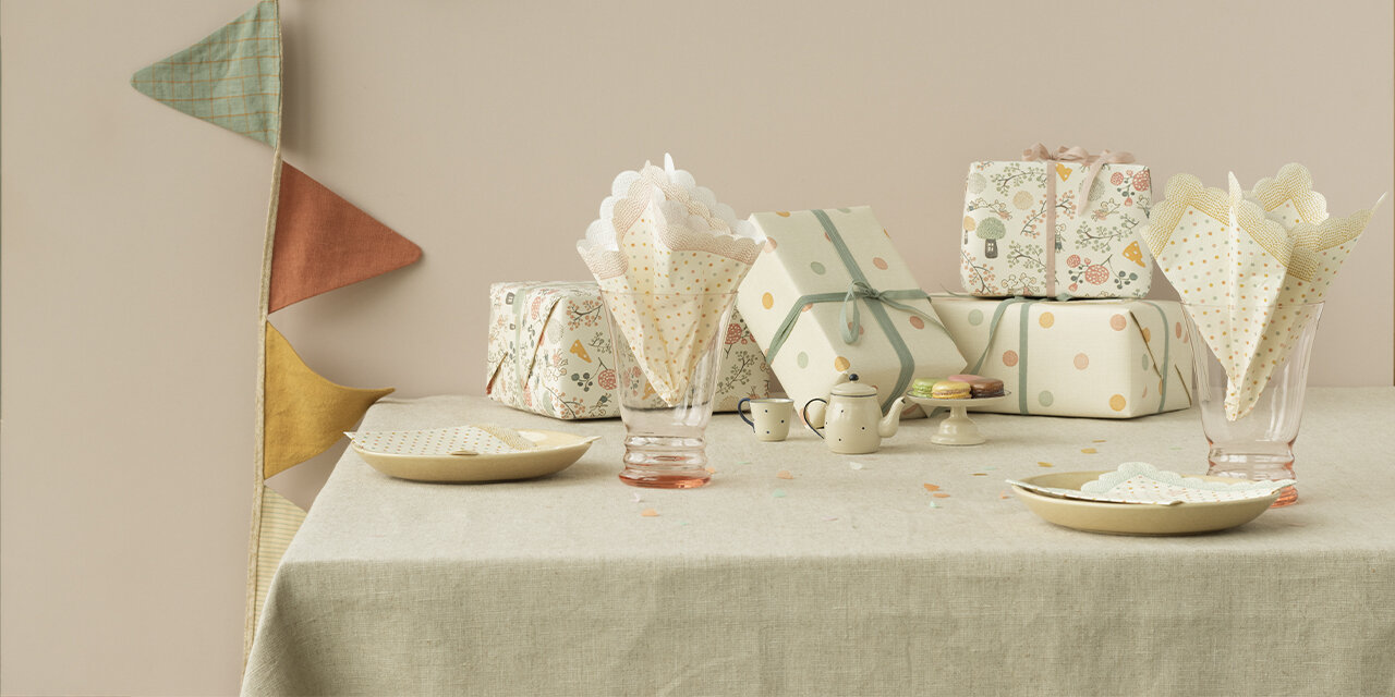 Napkin Multi Dots Pink