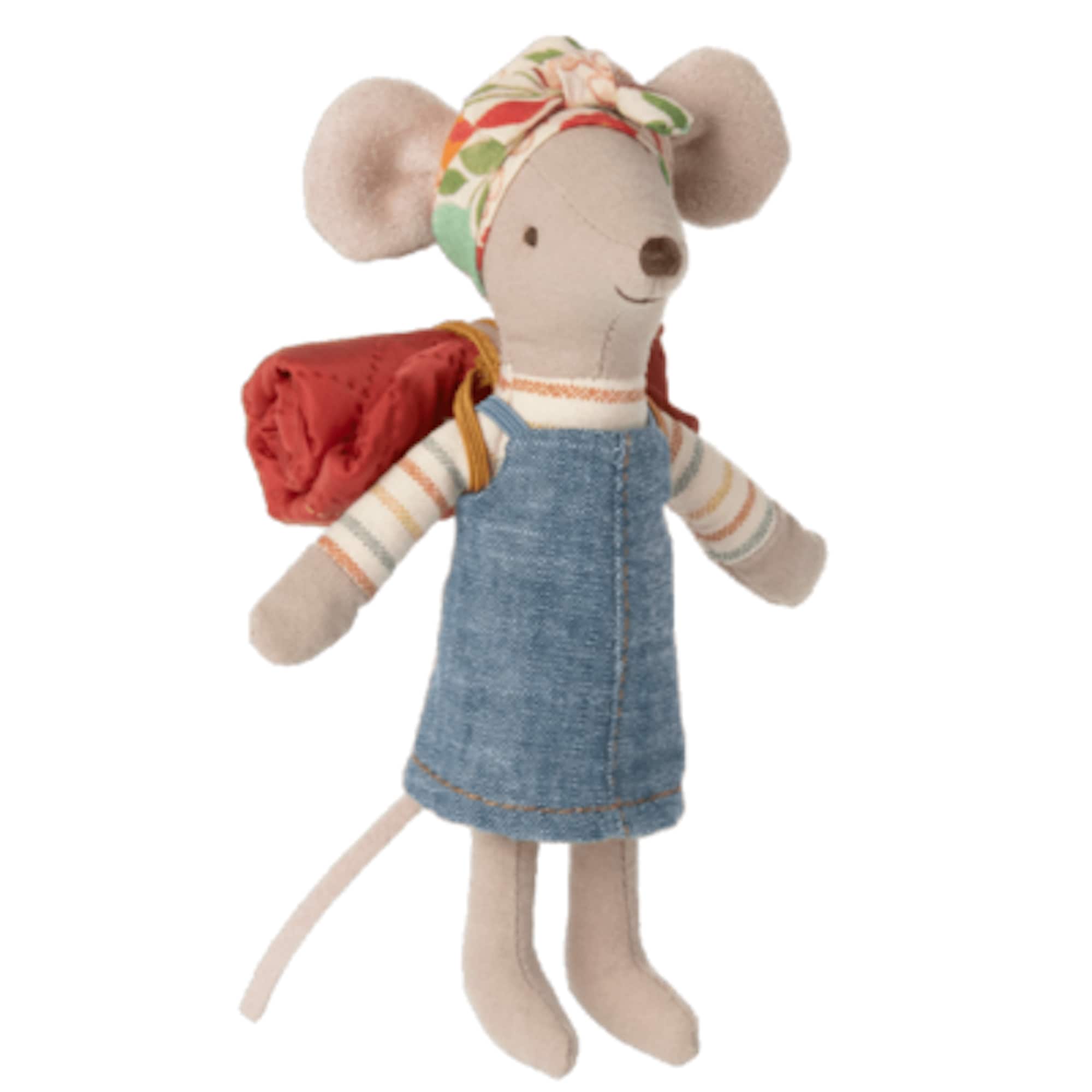Hiker Mouse Big Sister