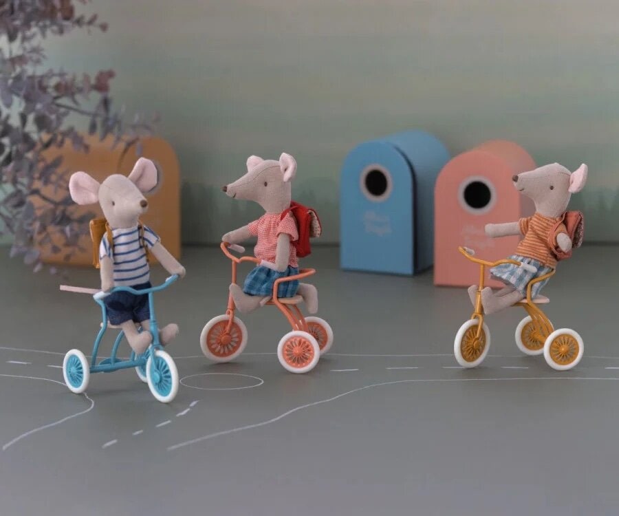 Big Sister Tricycle Mouse