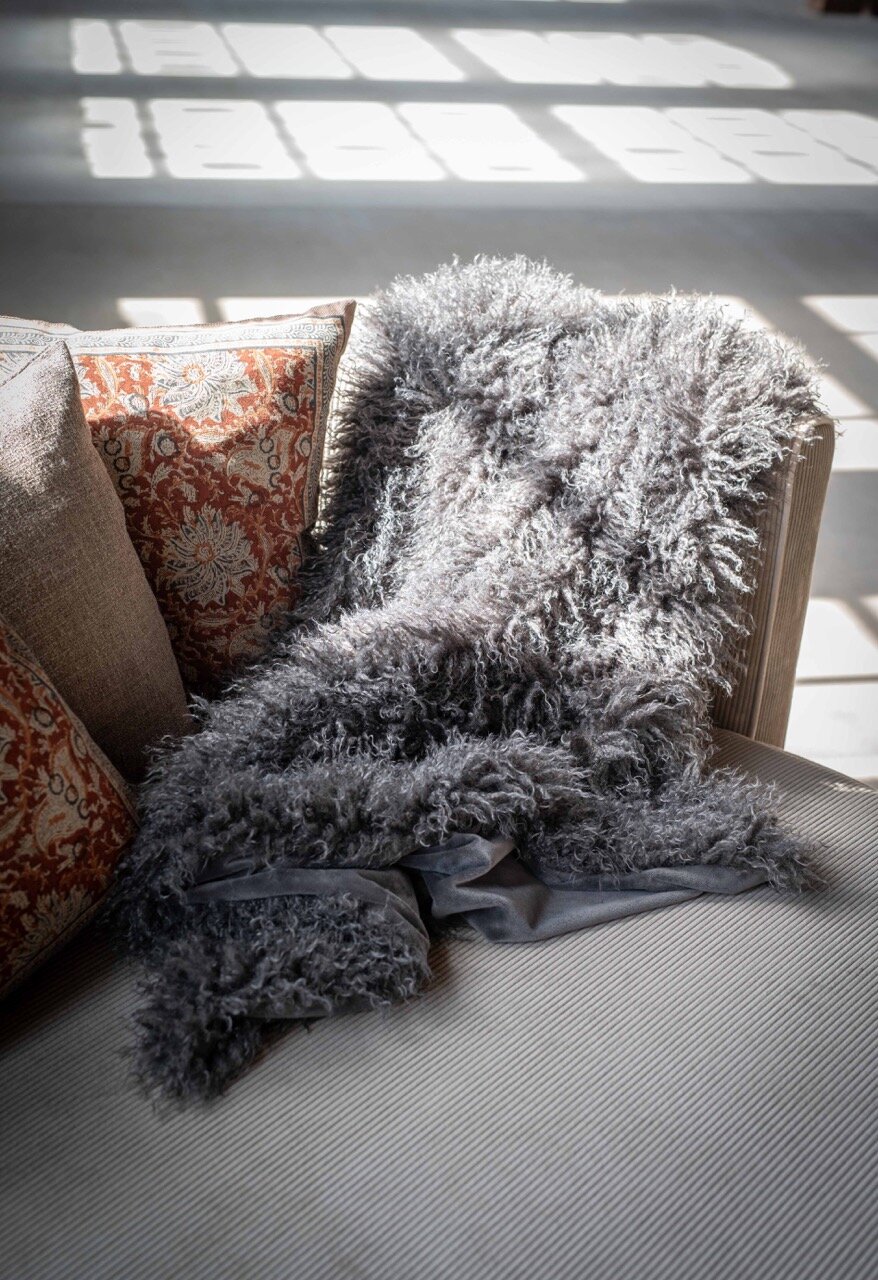 Plaid Curly Grey