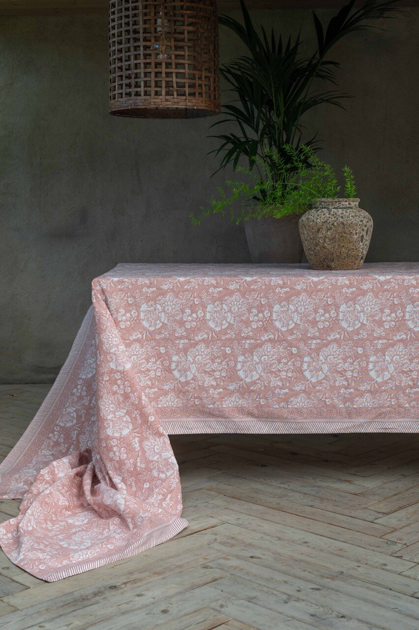 Table Cloth Sonia Pink