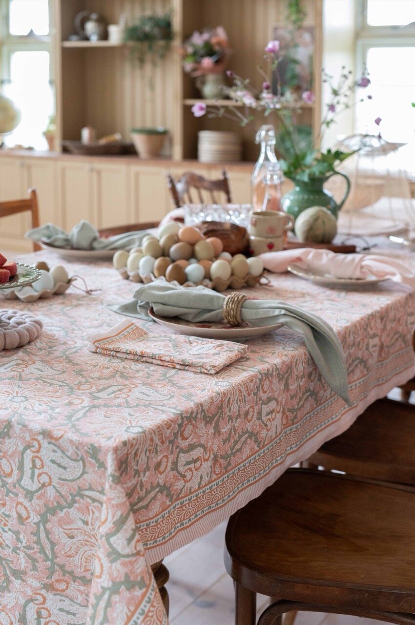 Table Cloth Dante Pink