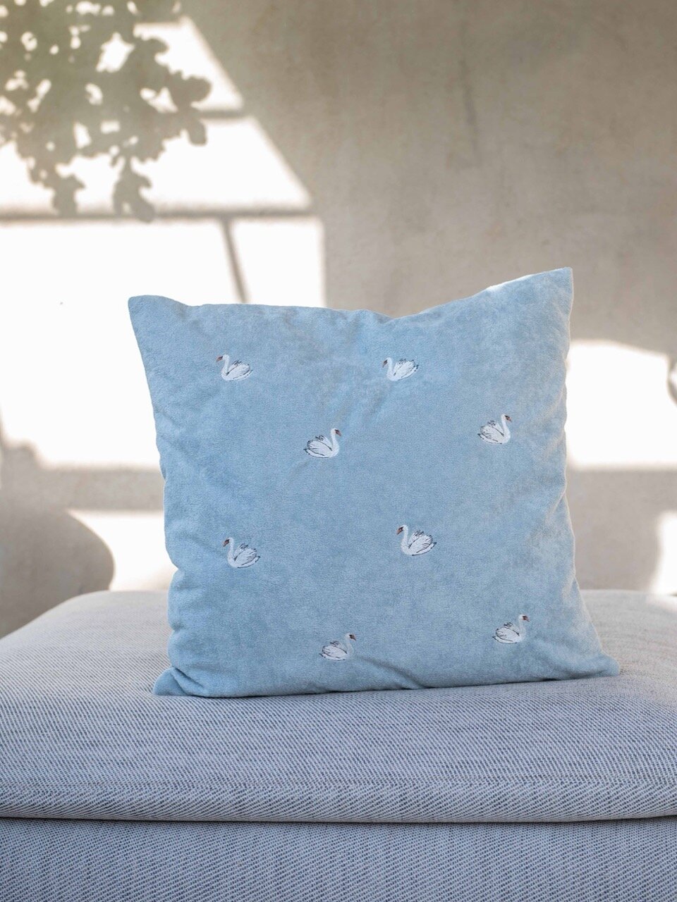 Cushion Cover Swan Light Blue