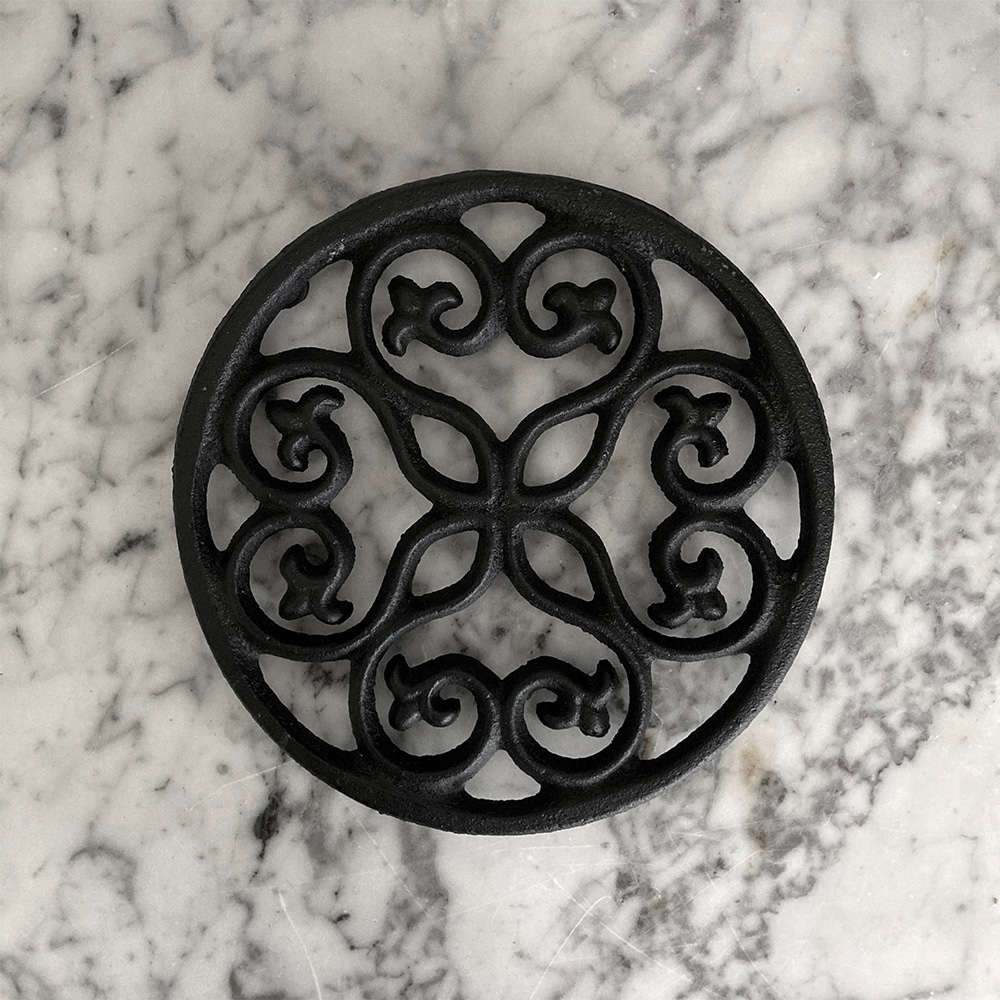 Trivet Iron