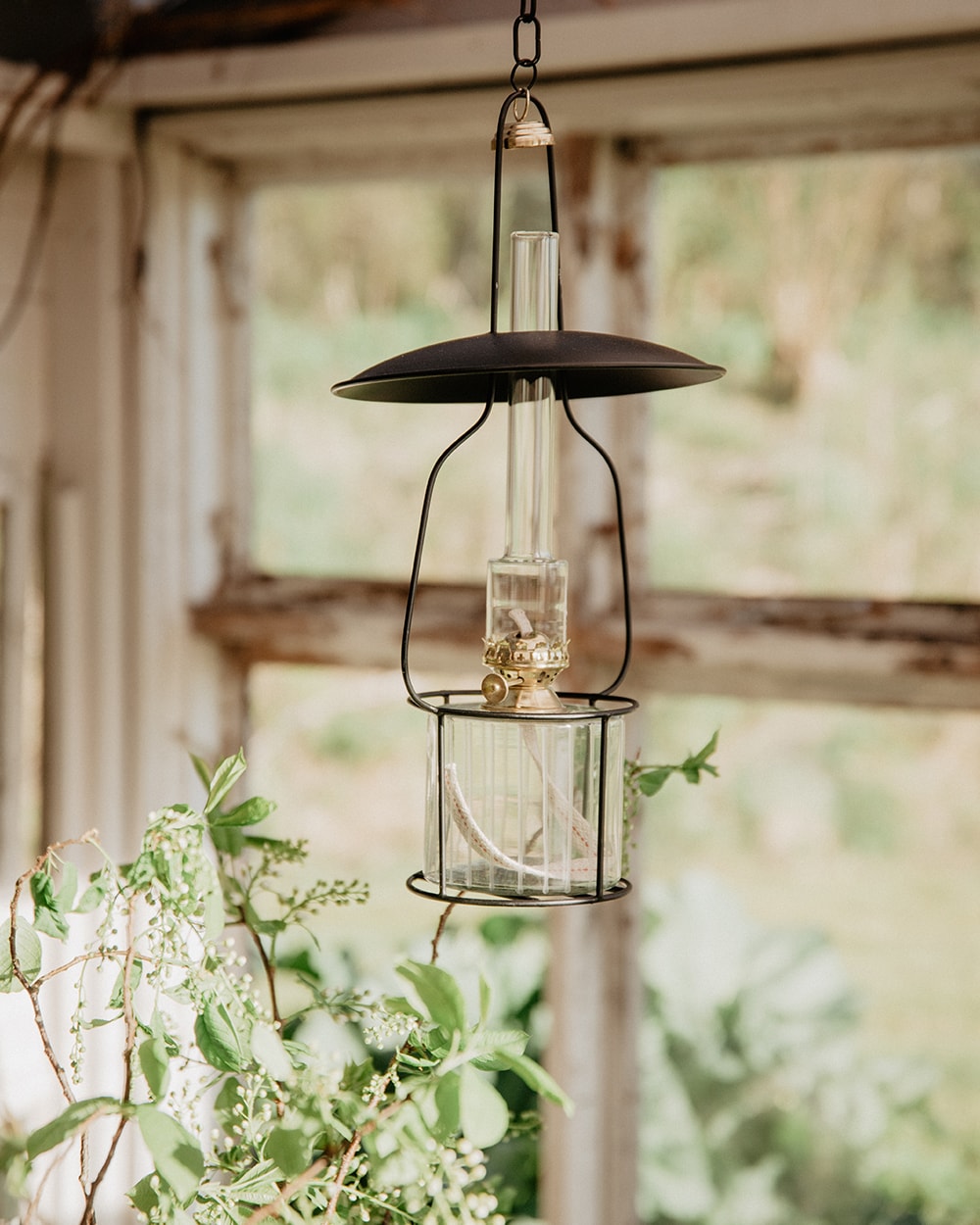 Hanging Kerosene Lamp Black/Brass