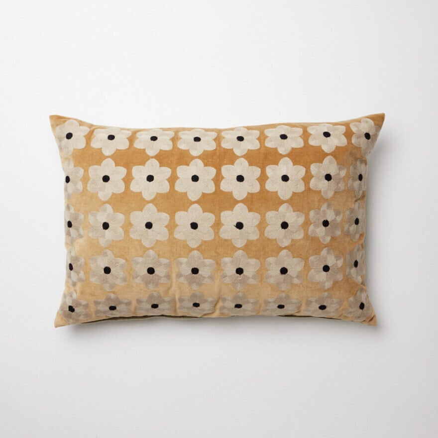 Cushion Cover Daisy Beige