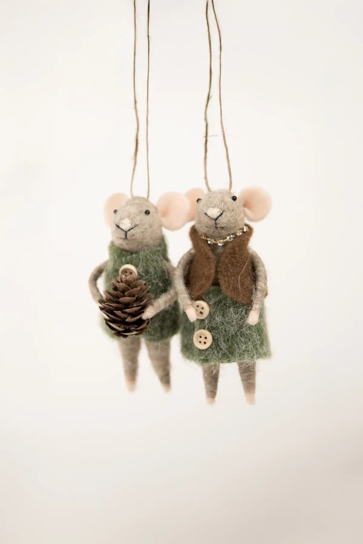 Mice Gray/Brown w. Cone