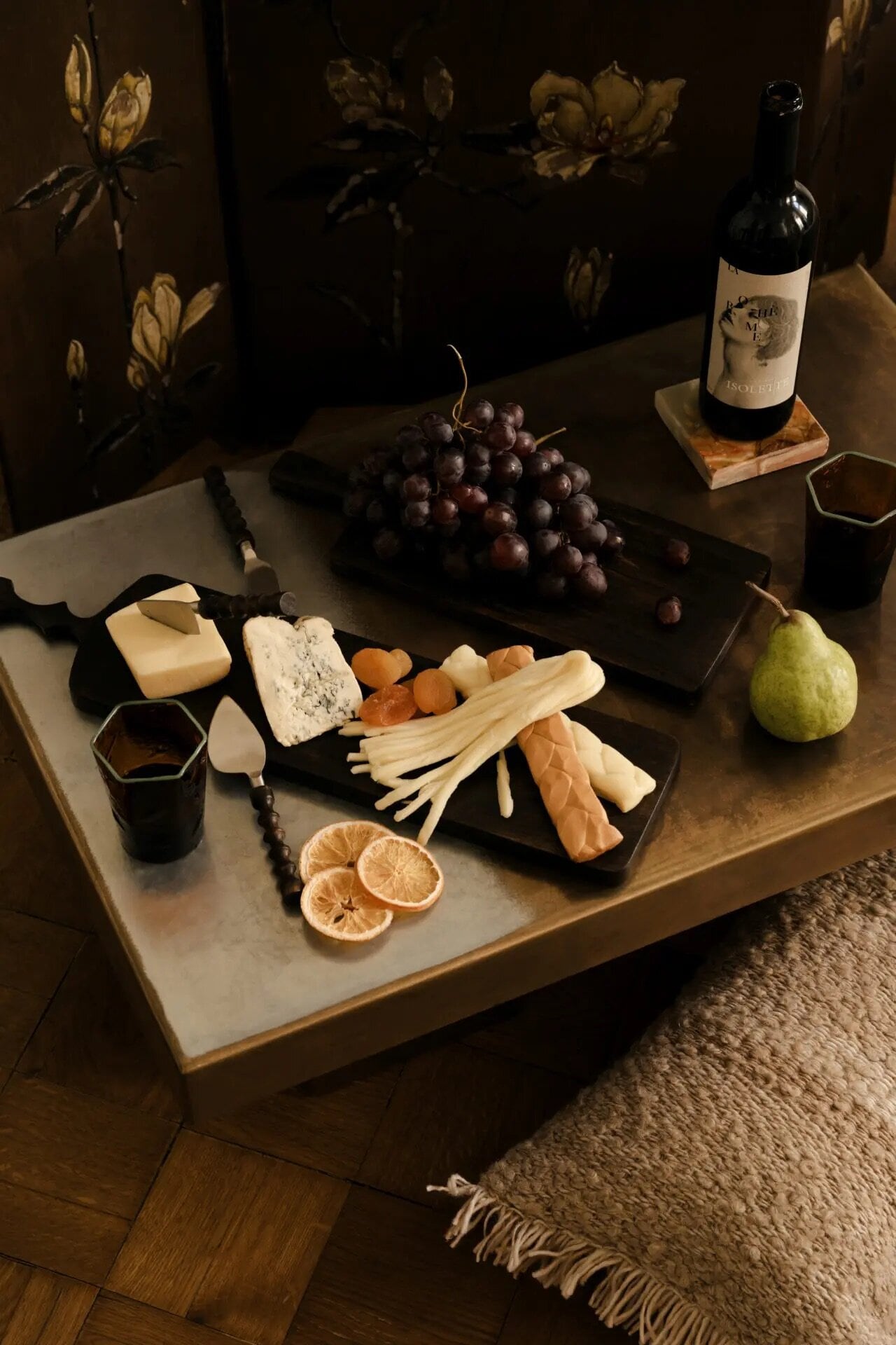 Serving Board Zander Brown