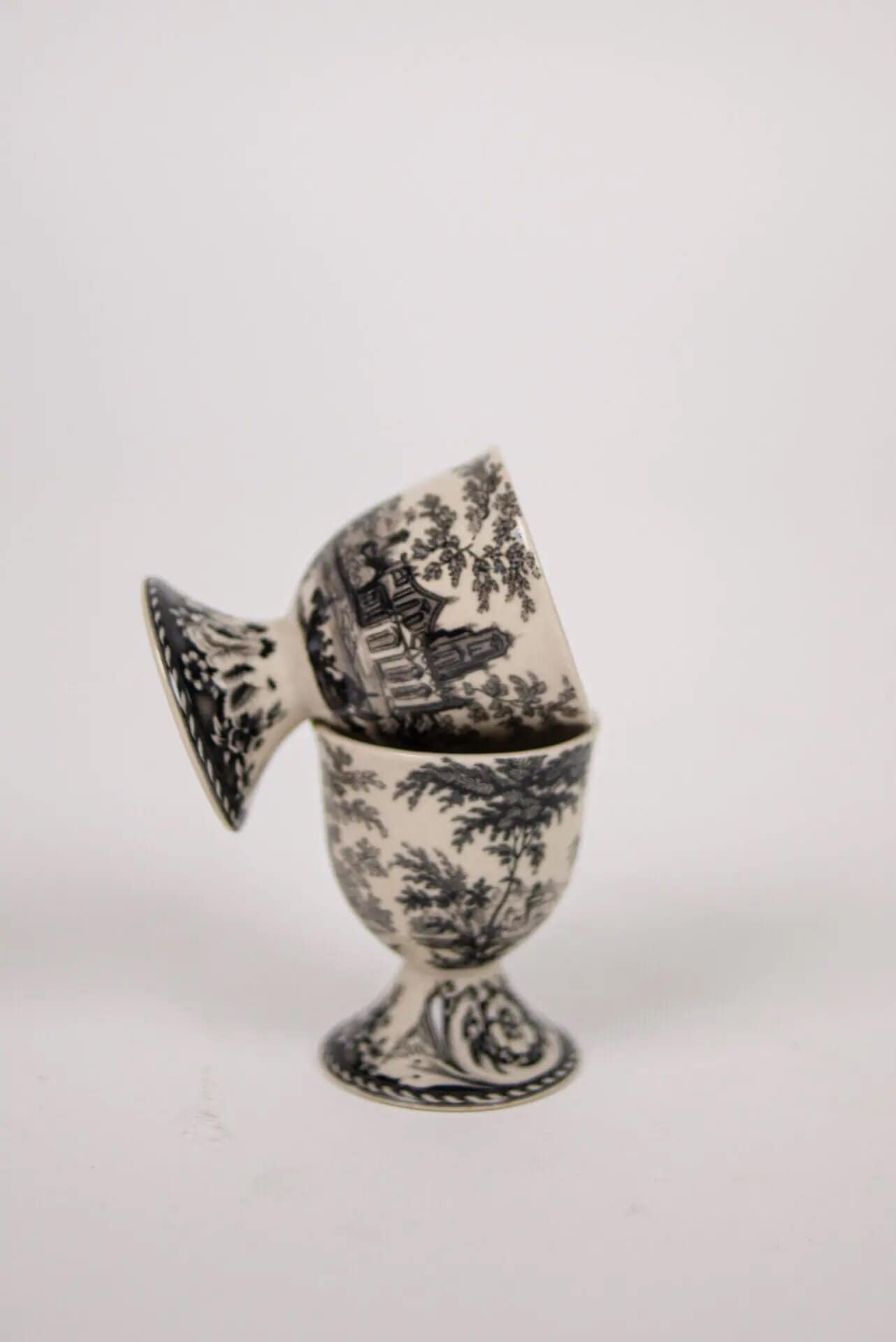 Egg Cup Estelle Black