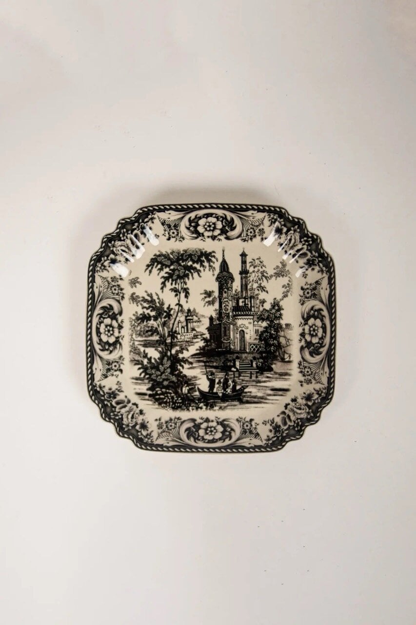 Small Plate Estelle Black