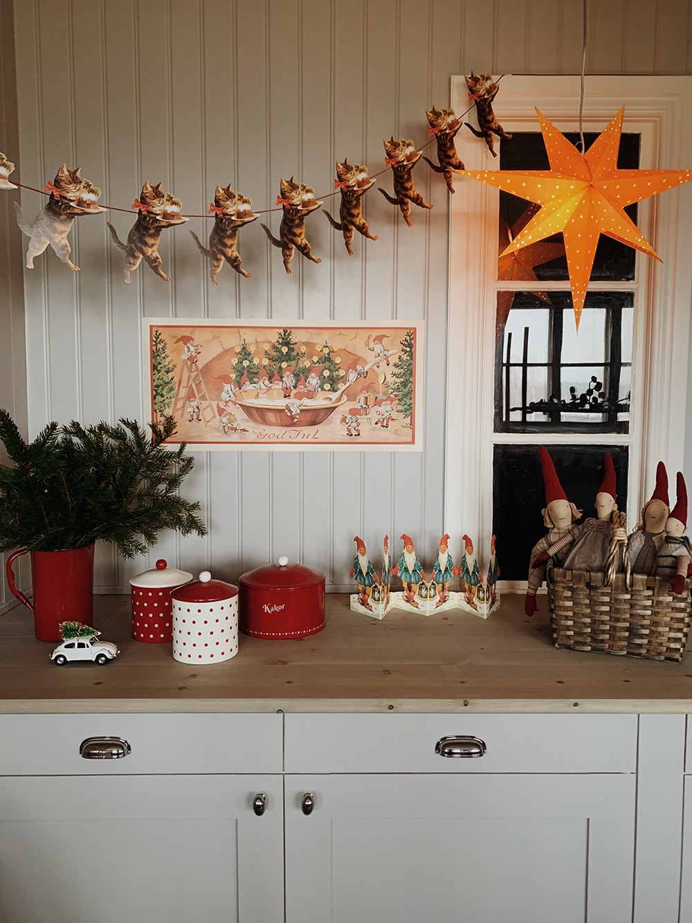 Fold Out Paper Row Blue Lantern