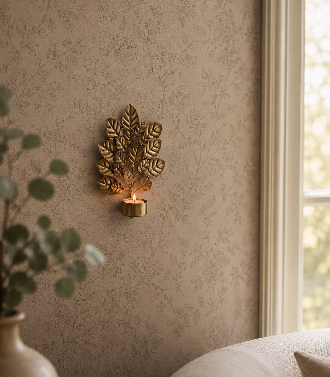 Leaf Tealight Sconce - Antique Brass